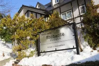 Petit Hotel Enchante - Guest houses