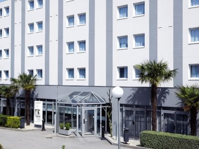 Campanile PRIME - Lyon Ouest Tassin