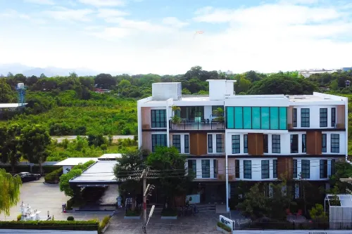 Ananzitra Hotel Hotel di Kanchanaburi
