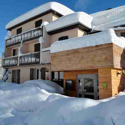 Appart' Hôtel Logis Le Griou Hotel Exterior