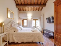 Relais la Costa Historical Residence Hotels in Monteriggioni