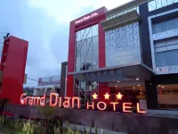 Grand Dian Hotel Slawi Hotel dekat Makam Mbah Suro Pagiyanten