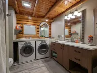 Comfortable Log Cabin w/AC ~ Downtown Seeley Lake!