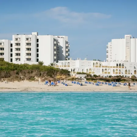 Hipotels Bahía Grande Aparthotel