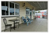 Lantern Court Motel