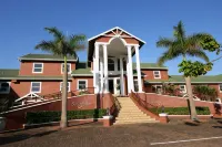 Kingfisher Lodge Hotels near Sisonke Inanda Glebe Coop
