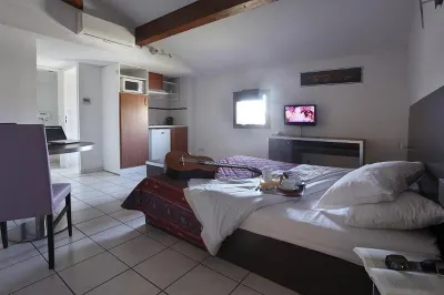 Adonis Carcassonne Các khách sạn ở 