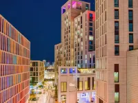 Alwadi Hotel Doha - MGallery Collection Hotel in zona Time and Tune Centre