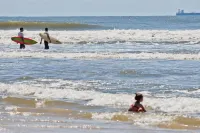 2D House, Mariluz Center, 4 Blocks from the Sea, Quiet and Cozy. Hotels in Imbe