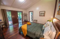 Heritage Lodge - in the Daintree