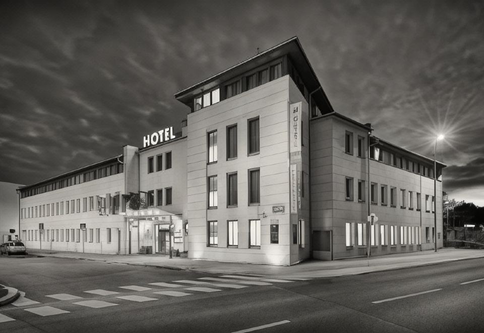 EA 호텔 포플러스