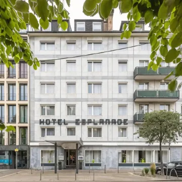 Trip Inn Hotel Esplanade Отели рядом с достопримечательностью «Парк Фольксгартен»