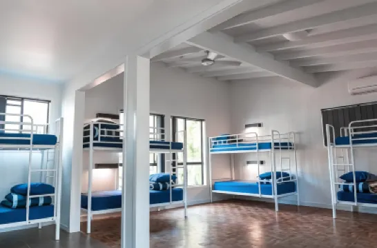 Wake up! Byron Bay Hotels near Belongil Beach