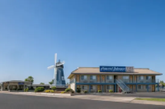 Howard Johnson by Wyndham Modesto Ceres