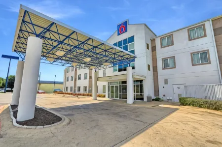 Motel 6 Killeen, TX