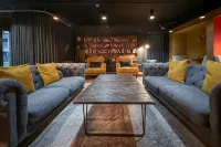 Alto Apartment Prime Location Hotels in Wembley