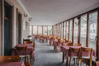Royal Stone Houses - Goreme - breakfast