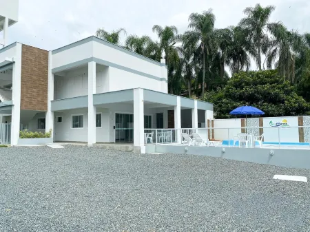 Ecomarine Apart Hotel Отели в г. Пенья