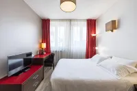 Residhotel Lille Vauban Hotels near Nicolas Boulay Botanical Garden