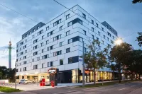 Hampton by Hilton Vienna Messe Hotels near City Park