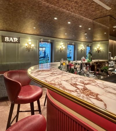 バー アルベルゴ カヴァレット＆ドージェ オルセオロの写真