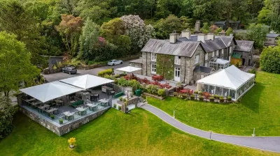 Aberdunant Hall Hotel a 