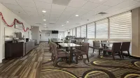 Howard Johnson by Wyndham Sacramento Downtown - servizio colazione
