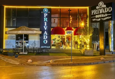 Privado Hotels Hôtels à : 