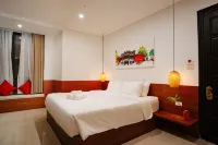First Hoianese Center Hotel - Cultural Experiential Hotel - Hostales