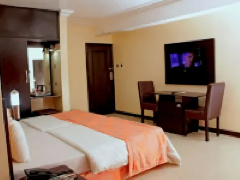 Kakanfo Inn - Regular