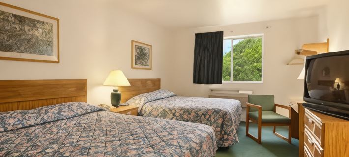 Super 8 by Wyndham Canonsburg/Pittsburgh Area Hotels in Washington County