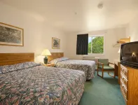 Super 8 by Wyndham Canonsburg/Pittsburgh Area