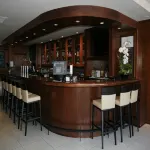 Granville Island Hotel - bar