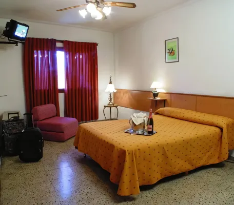 Hotel América