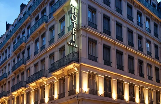 全球塞西爾酒店