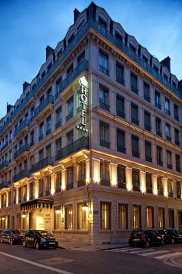 グローブ エ セシル オテル Flower Tree周辺のホテル