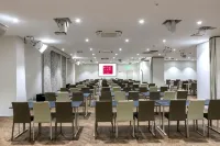 Leonardo Plaza Cypria Maris Beach Hotel & Spa