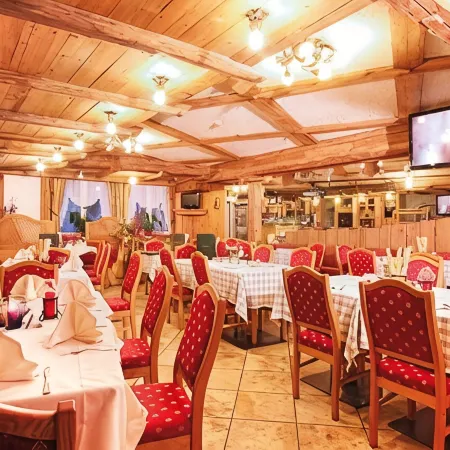 Hotel Dolomiti Schloss