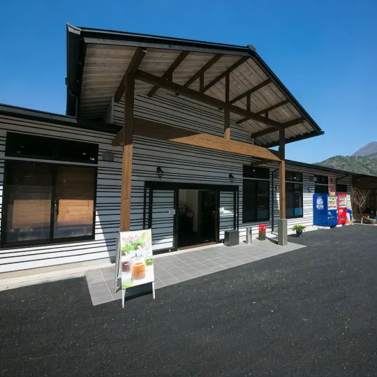 全室半露天付き客室　旅館由布山