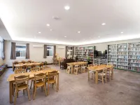Yushow Library Villa Hotels in Miaoli