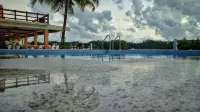 Nirvana Resort Puerto Galera - Beach
