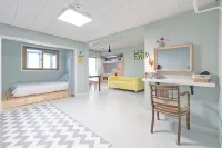 Yangyang Vintage House Pension