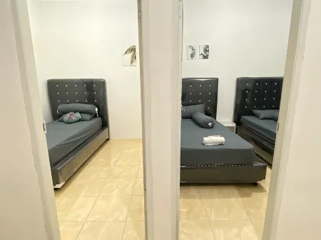 Metana Homestay Отели в г. Barru