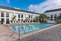 Orlando Palms Hotels in Sky Lake