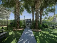 The Victor Apartments by Lowkl Hotels in Oakland Park