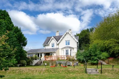 羅賓山之家旅館 聖柯爾曼主教座堂附近的飯店