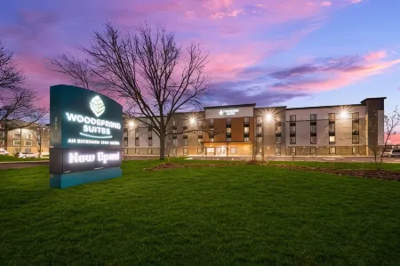 WoodSpring Suites Dearborn Detroit