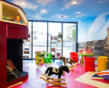 STAYLUXIA KNIGHTSBRIDGE Boutique Hotel