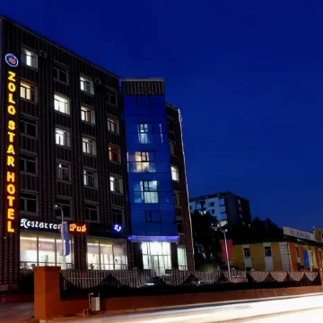 Zolo Hotel Отели рядом с достопримечательностью «Сүхбаатарын Талбай»