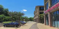 Yuhuayuan Design Hotel (Haizhou Meilan Airport Hongzhou Jiangshan) - parking